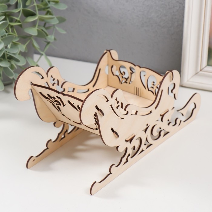 Шкатулка дерево для конфет  Шкатулка дерево для конфет "Новогодние Сани" 25х9х13 см (набор 5 деталей)