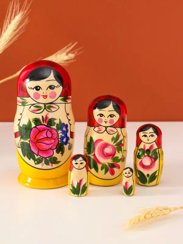 Матрёшка дерево &laquo;Нина&raquo;, красный платок, 6 кукольная, 12-14 см