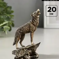 Фигурка полистоун &laquo;Волк&raquo;, под бронзу, 10&times;11&times;20 см
