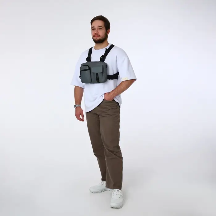 Сумка нагрудная на молнии, 2 наружных кармана, 21&times;3.5&times;16 см, серая