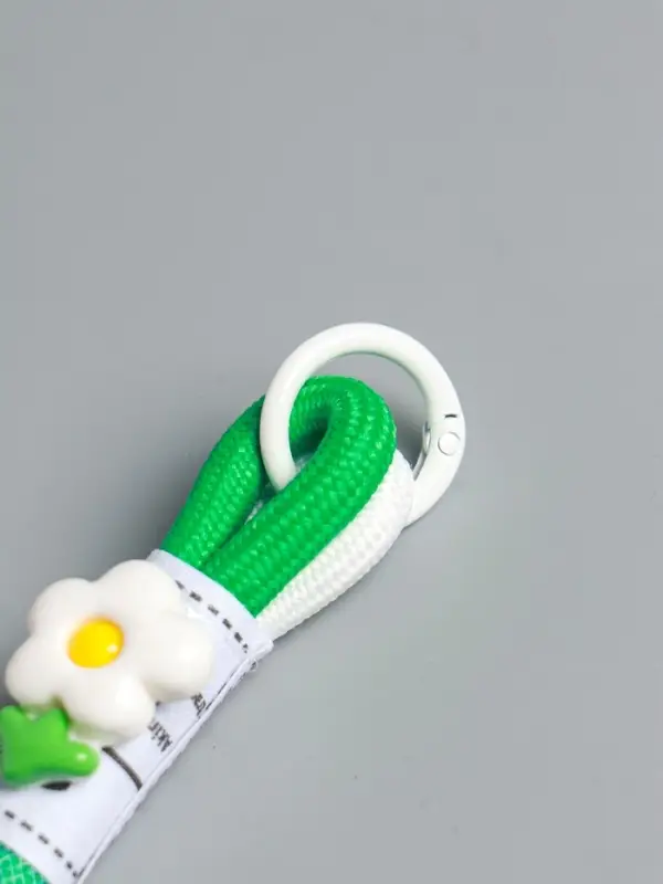 Брелок на карабине Брелок на карабине "Цветок. Шнур-сетка" двойной шнур 0,7 см бело-зелёный 14,5х2х1,7 см