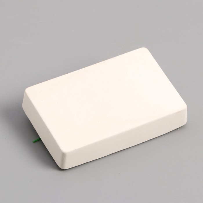 Минерально-солевой блок для декоративных кроликов, 80 гр Минерально-солевой блок для декоративных кроликов, 80 гр