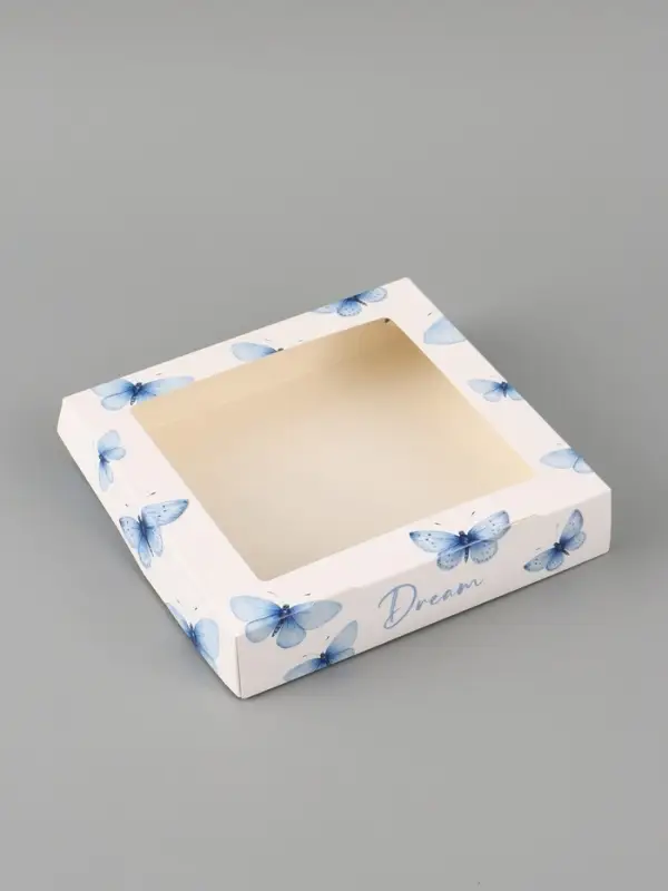 Коробка подарочная с окном &laquo;Мечты&raquo;, 20&times;20&times;4 см, самосборная