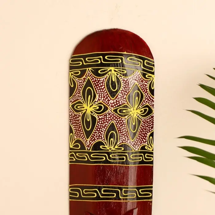 Маска настенная дерево Маска настенная дерево "Абориген коричневый с желтым узором" 3х12х50 см