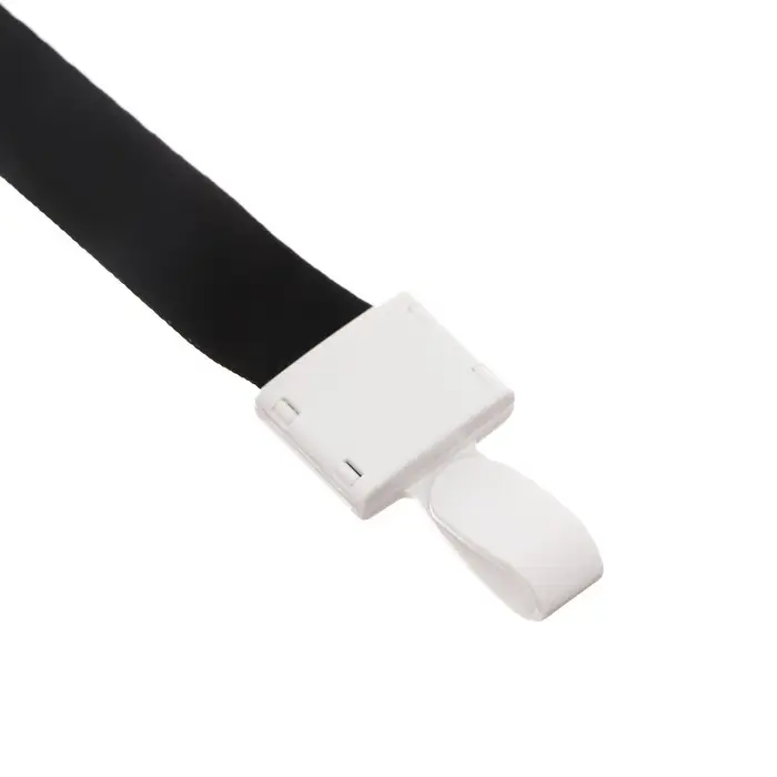 Лента для бейджа, ширина-15 мм, длина-80 см, с пластиковым держателем, черная Лента для бейджа, ширина-15 мм, длина-80 см, с пластиковым держателем, черная