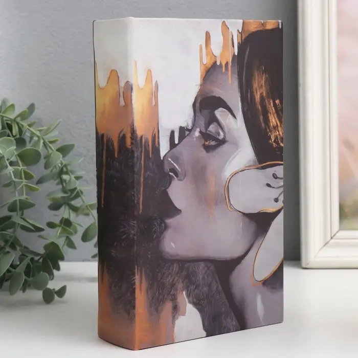 Шкатулка книга - сейф &laquo;Профиль девушки&raquo;, дерево и искусственная кожа, с замком, 21&times;13&times;5 см