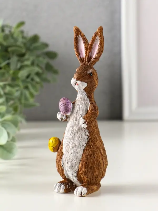 Сувенир полистоун "Кролик с пасхальными яичками" 4,8х5х14,5 см