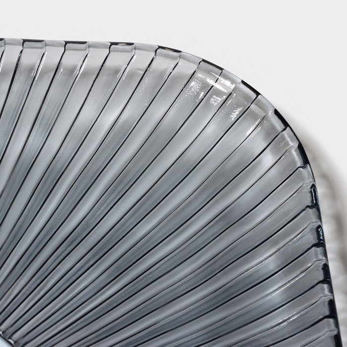 Набор стеклянной посуды «Мави», 6 предметов: 2 миски 350 мл, 2 стакана 250 мл, салатник 800 мл, тарелка d=20,8 см, цвет серый Набор стеклянной посуды «Мави», 6 предметов: 2 миски 350 мл, 2 стакана 250 мл, салатник 800 мл, тарелка d=20,8 см, цвет серый