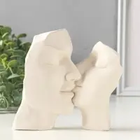 Фигурка &laquo;Ромео и Джульетта - поцелуй&raquo;, 13&times;13&times;3 см, гипс