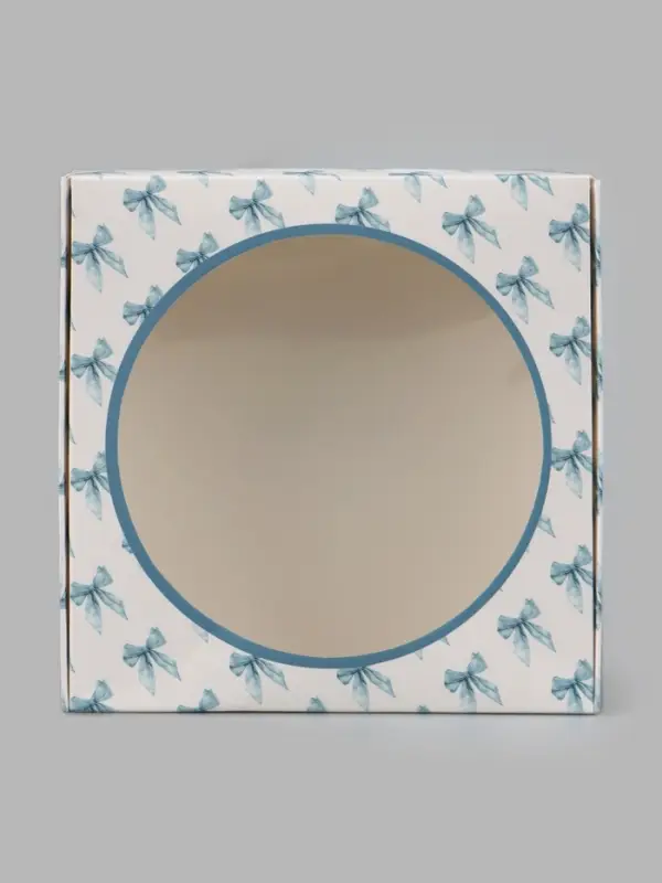Коробка подарочная самосборная с окном &laquo;Бант&raquo;, 11.5&times;11.5&times;3 см
