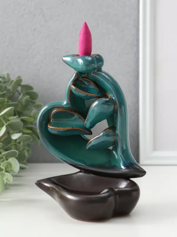 Подставка для благовоний TAKE IT EASY &laquo;Сердце&raquo;, набор благовоний конусы, стелющийся дым, зелёное, 13&times;9&times;16 см