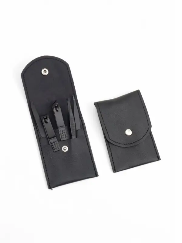 Набор маникюрный, 5 предметов, в футляре на кнопке, чёрный