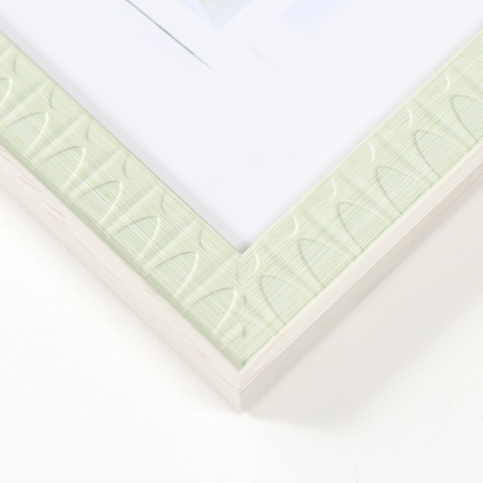 Фоторамка пластик 20х25 см Фоторамка пластик 20х25 см "Муза" мятная 27,8х22,8х1,1 см