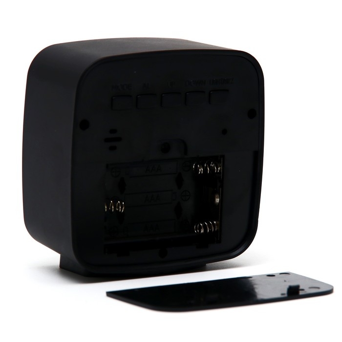 Часы - будильник электронные настольные: термометр, календарь, гигрометр, 7.8 х 8.3 см Часы - будильник электронные настольные: термометр, календарь, гигрометр, 7.8 х 8.3 см