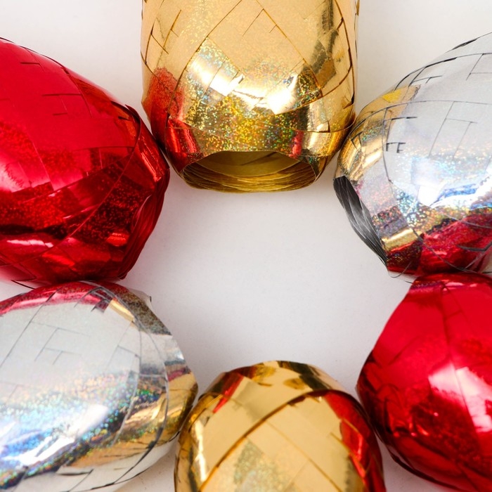 Лента упаковочная голография 0,5 см х 10 м, цвета МИКС Лента упаковочная голография 0,5 см х 10 м, цвета МИКС