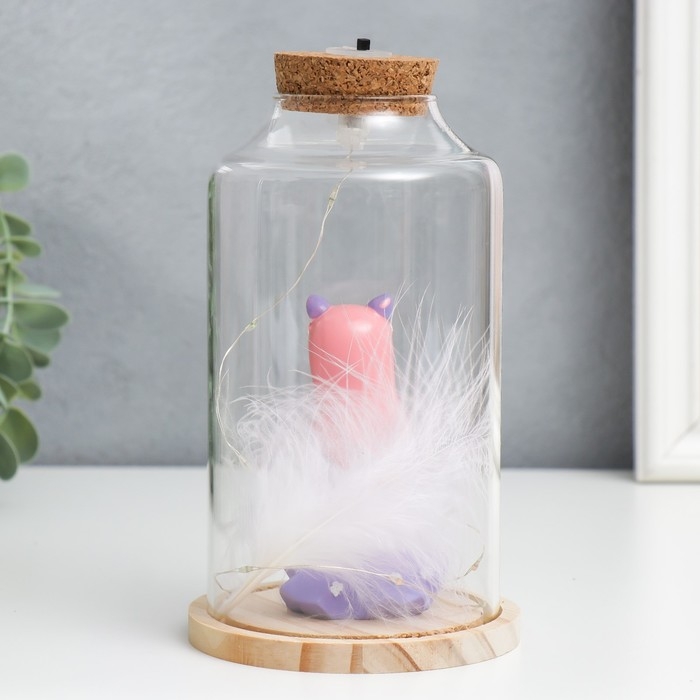 Сувенир полистоун световой  Сувенир полистоун световой "Девочка с ушками, шариком и пером" 10х10х17,5 см