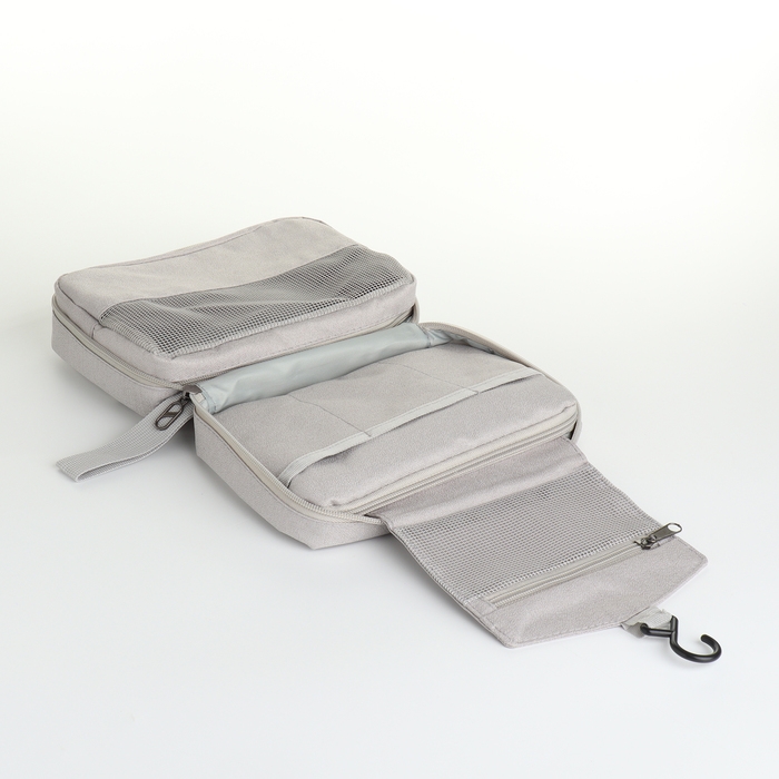 Косметичка на молниях, цвет серый Косметичка на молниях, цвет серый