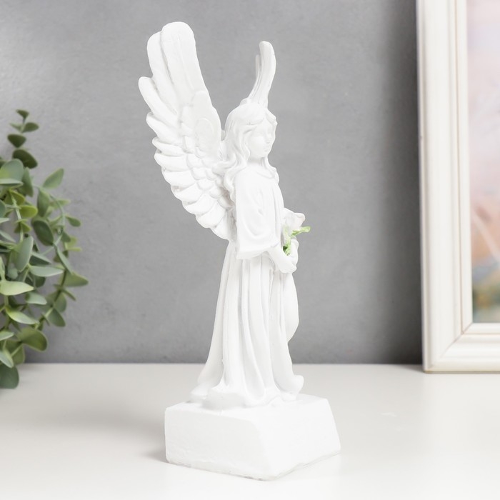 Сувенир полистоун Сувенир полистоун "Белоснежный ангел-девушка в платье, с розой" 21х10,5х6,5 см