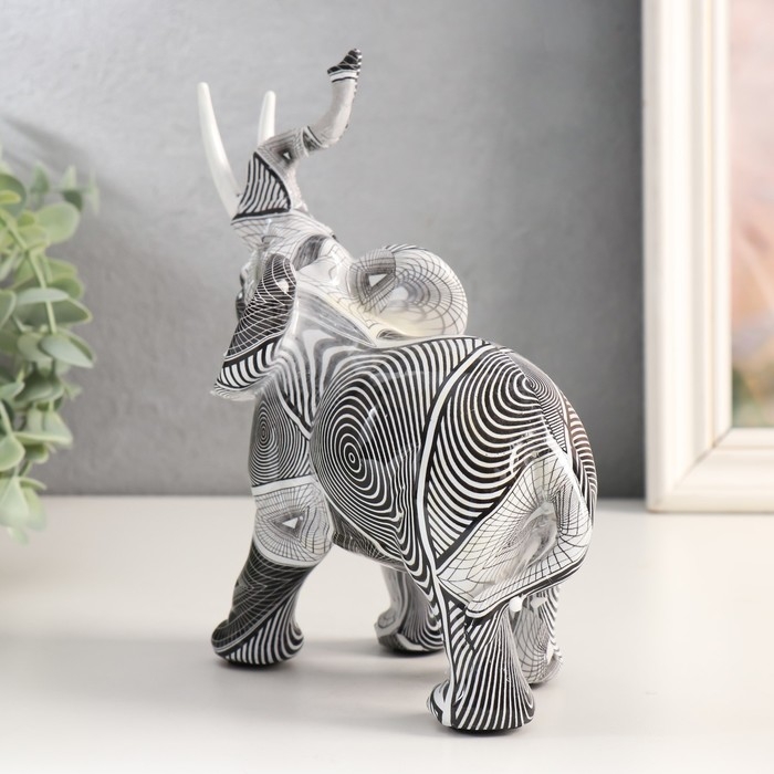 Сувенир полистоун Сувенир полистоун "Африканский слон. Иллюзия" 8х13х19 см