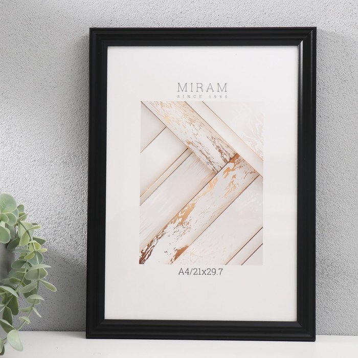 Фоторамка пластик Фоторамка пластик "МИРАМ" 21х29,7 см, (A4) 640257-A4, чёрный (пластиковый экран)