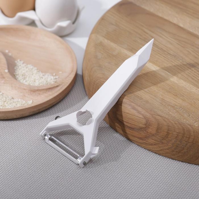 Овощечистка, пластик ABS, цвет белый, 14 см Овощечистка, пластик ABS, цвет белый, 14 см