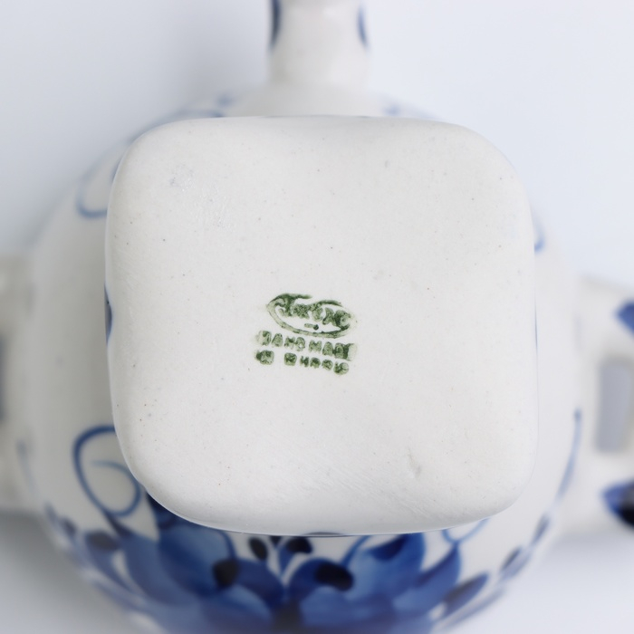 Сувенир «Самовар», гжель Сувенир «Самовар», гжель