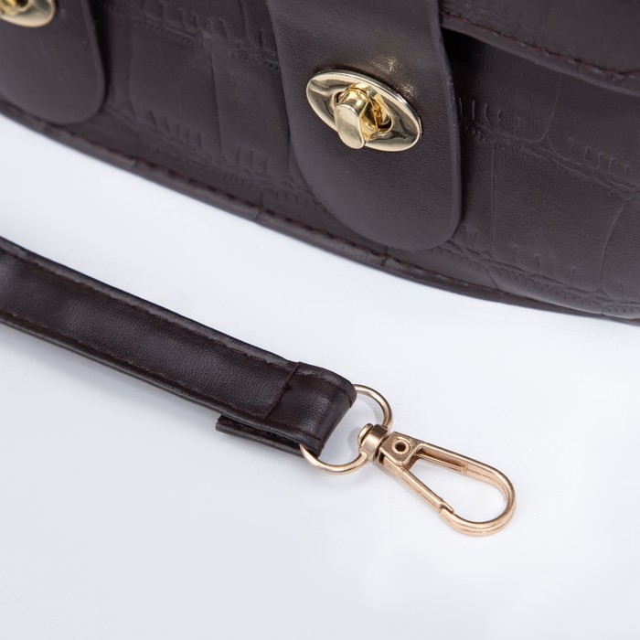 Сумка-мессенджер на клапане, длинный ремень, цвет тёмно-коричневый Сумка-мессенджер на клапане, длинный ремень, цвет тёмно-коричневый