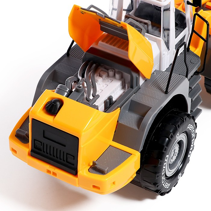 Трактор инерционный «Погрузчик» Трактор инерционный «Погрузчик»