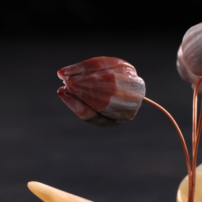 Сувенир  Сувенир "Тюльпаны весенние", селенит