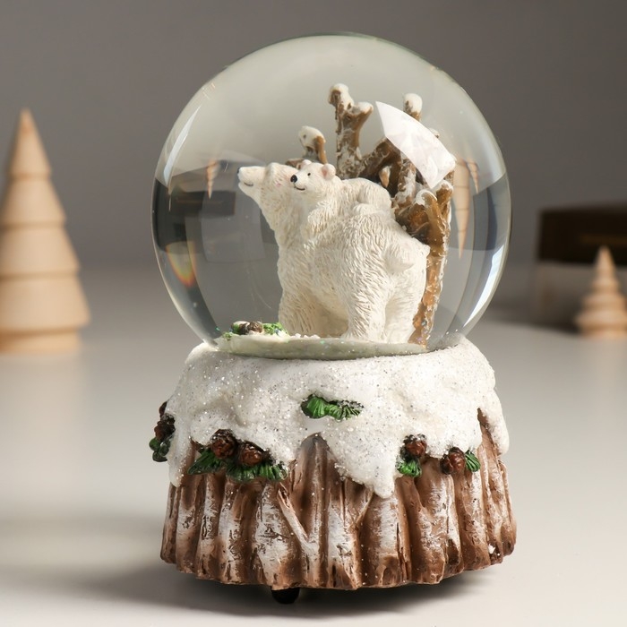 Сувенир полистоун водяной шар музыка механический Сувенир полистоун водяной шар музыка механический "Белые медведи в лесу" 11,5х11,5х14 см