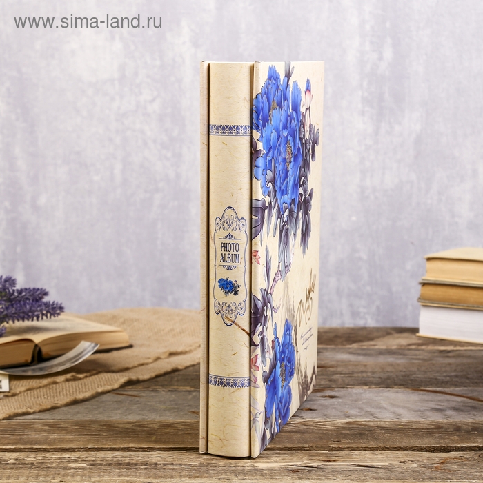 Фотоальбом на 200 фото 13х18 см Фотоальбом на 200 фото 13х18 см "Крупные цветы" золот.обвод, в коробке МИКС 33х27,5х5,7 см