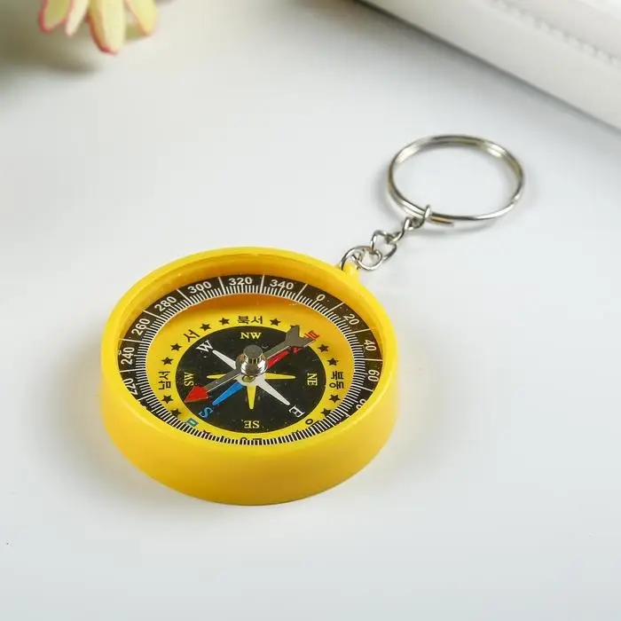 Брелок для ключей на кольце «Круглый», с компасом, пластик, 4.5×4.5×1 см, МИКС