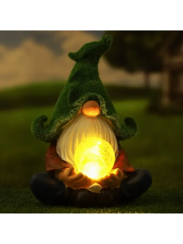 Садовая фигура - фонарь из полистоуна &laquo;Гном предсказатель&raquo;, 16&times;16&times;27 см, Greengo