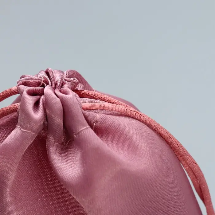 Мешочек подарочный атласный «Нежность», 10 х 12 см+/- 1.5 см Мешочек подарочный атласный «Нежность», 10 х 12 см+/- 1.5 см