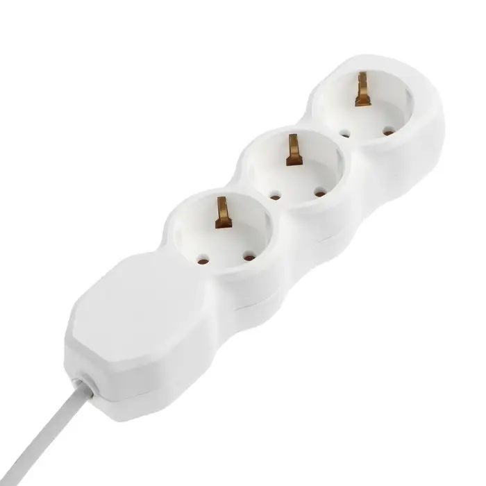 Удлинитель сетевой Luazon Lighting ECO, 3 розетки, 1.7 м, 16 А, 3500 Вт, заземление, белый