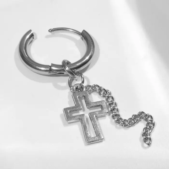 Пирсинг в ухо «Кольцо» крестик с цепью, d=15 мм, цвет серебро Пирсинг в ухо «Кольцо» крестик с цепью, d=15 мм, цвет серебро