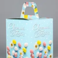 Коробка подарочная пасхальная с окном &laquo;Небесная голубая&raquo; 15&times;15&times;18 см