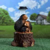 Садовая фигура - фонарь из полистоуна &laquo;Три ежа на пне&raquo;, 27&times;26&times;34 см
