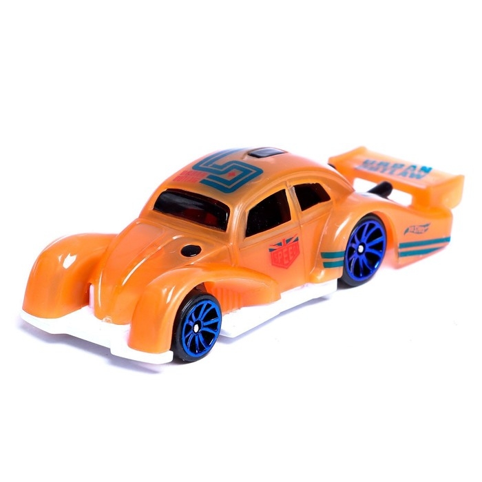 Машина металлическая, меняет цвет от воды, масштаб 1:64, цвет МИКС, на блистере Машина металлическая, меняет цвет от воды, масштаб 1:64, цвет МИКС, на блистере