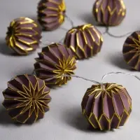 Гирлянда &laquo;Нить&raquo; 2 м с насадками &laquo;Фиолетовый фонарик&raquo;, IP20, прозрачная нить, 10 LED, от батареек АА&times;2, свечение тёплое белое