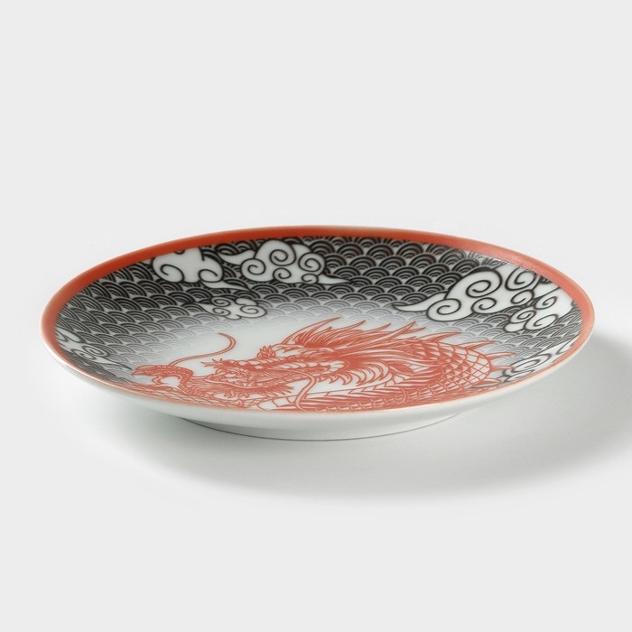 Тарелка «Огненный дракон», d=17,5 см, фарфор Тарелка «Огненный дракон», d=17,5 см, фарфор