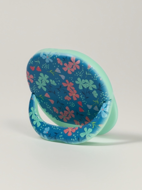 Зеркало карманное «Узор», с подставкой, 8 × 8 см, цвет синий