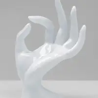 Подставка для украшений &laquo;QF. Рука&raquo;, 8.5&times;7&times;16 см, белая