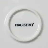 Салатник фарфоровый Magistro «Лист», 200 мл, d=10 см, цвет белый