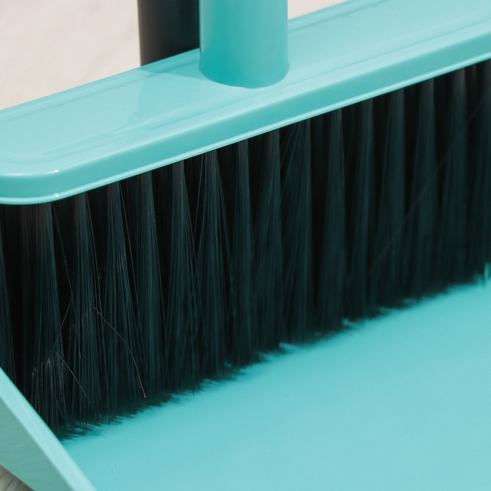 Щётка для пола с совком «Практик», цвет МИКС Щётка для пола с совком «Практик», цвет МИКС