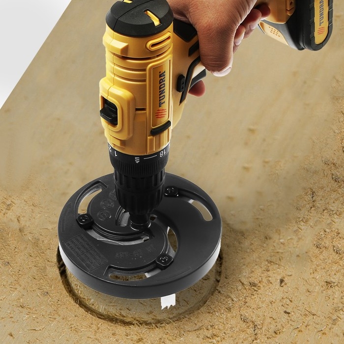 Сверло регулируемое по дереву, тонкому металлу, пластику ТУНДРА  Сверло регулируемое по дереву, тонкому металлу, пластику ТУНДРА "Балеринка", 19 - 127 мм