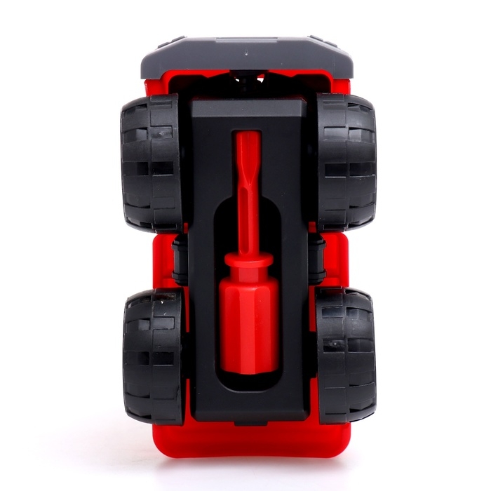 Конструктор винтовой «Пожарная машина», с отвёрткой, 29 деталей