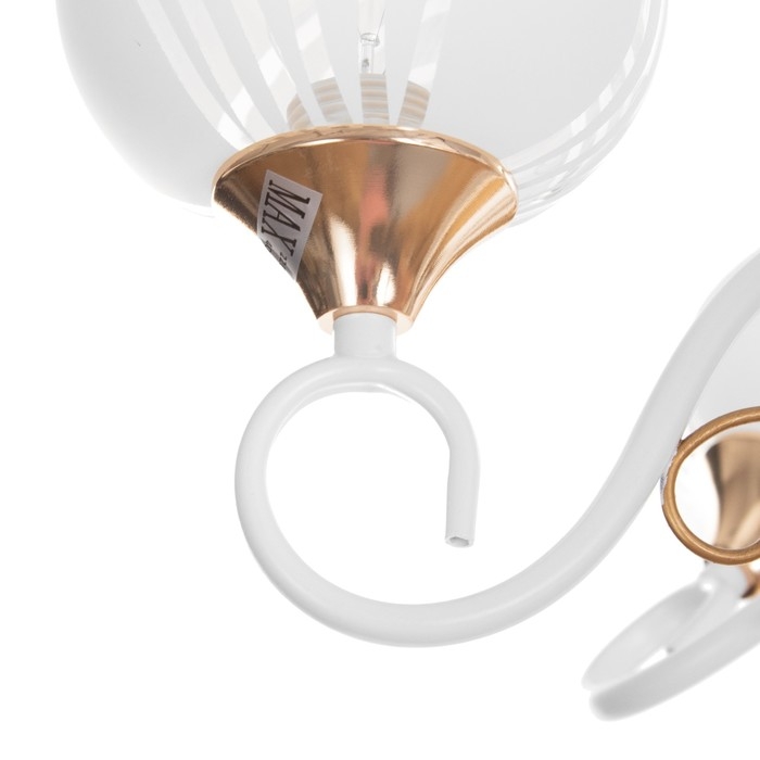 Люстра Люстра "Патриция" 5х40Вт Е27 Белый, золото 56х56х35см