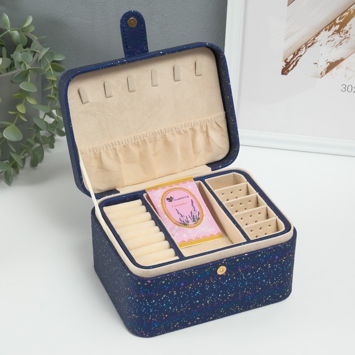 Шкатулка кожзам для украшений Шкатулка кожзам для украшений "Ночное небо" голография фиолет 14х18х10,5 см