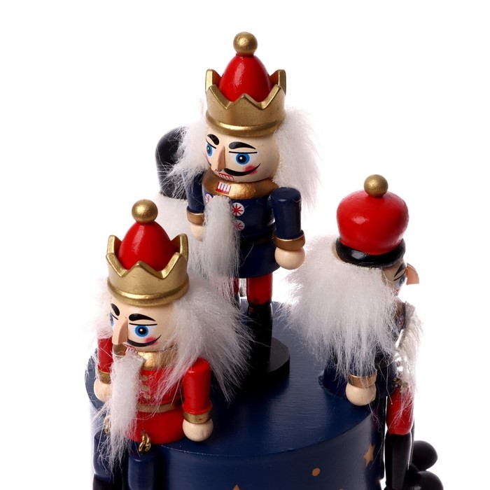 Новогодний сувенир «Карусель щелкунчики» 11 × 11 × 19 см, МИКС Новогодний сувенир «Карусель щелкунчики» 11 × 11 × 19 см, МИКС